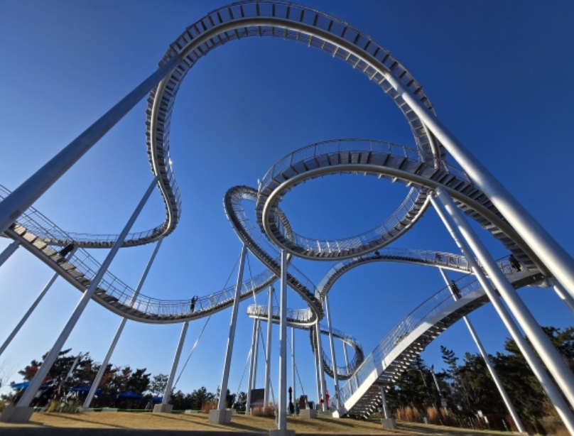 [상품코드 4688] 1박2일 - 포항스페이스워크 여행 ♠호텔♠꽃길을 걷다,경주 황리단길/불국사+포항 스페이스워크